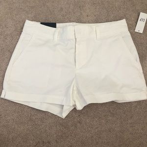 GAP white shorts